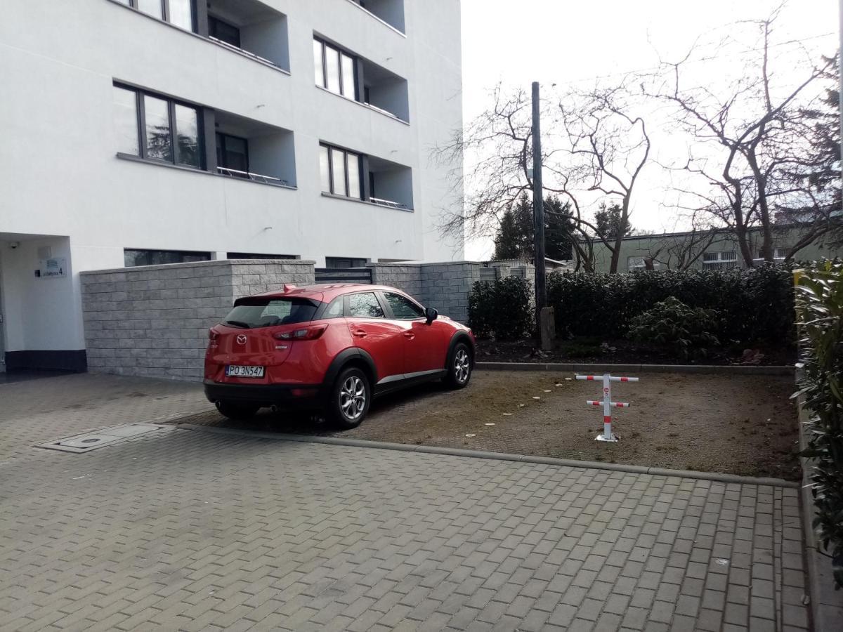 Apartamentyprzymorzu Baltycki Z Miejscem Postojowym I Ogrodkiem Kołobrzeg Kültér fotó